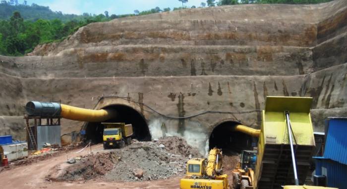 TUNNELS OF KIRATPUR - NER CHOWK HIGHWAY 